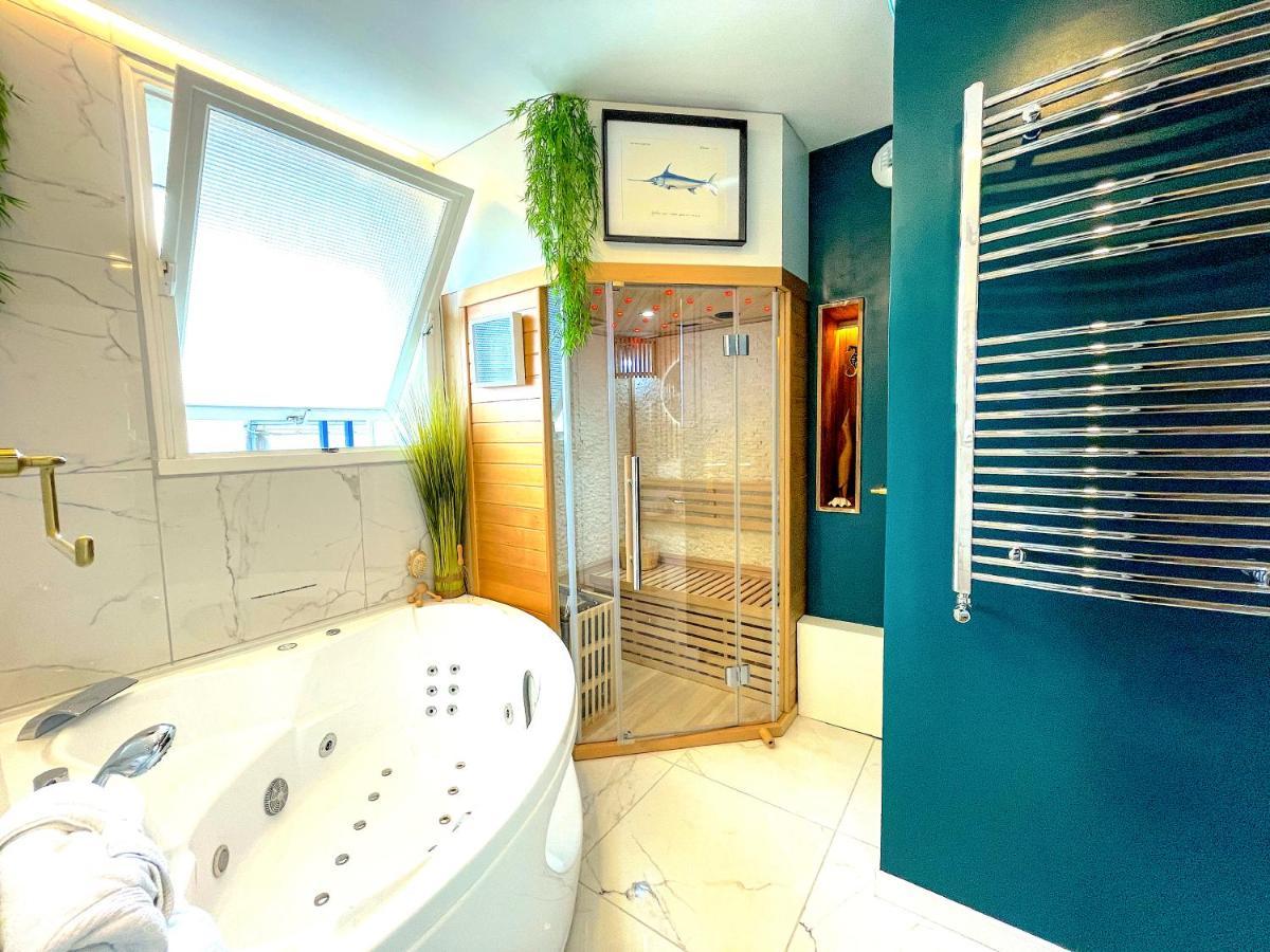 Votre Escale Boule d Or Sauna&Spa Niort Esterno foto