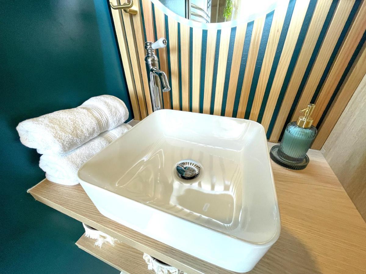 Votre Escale Boule d Or Sauna&Spa Niort Esterno foto